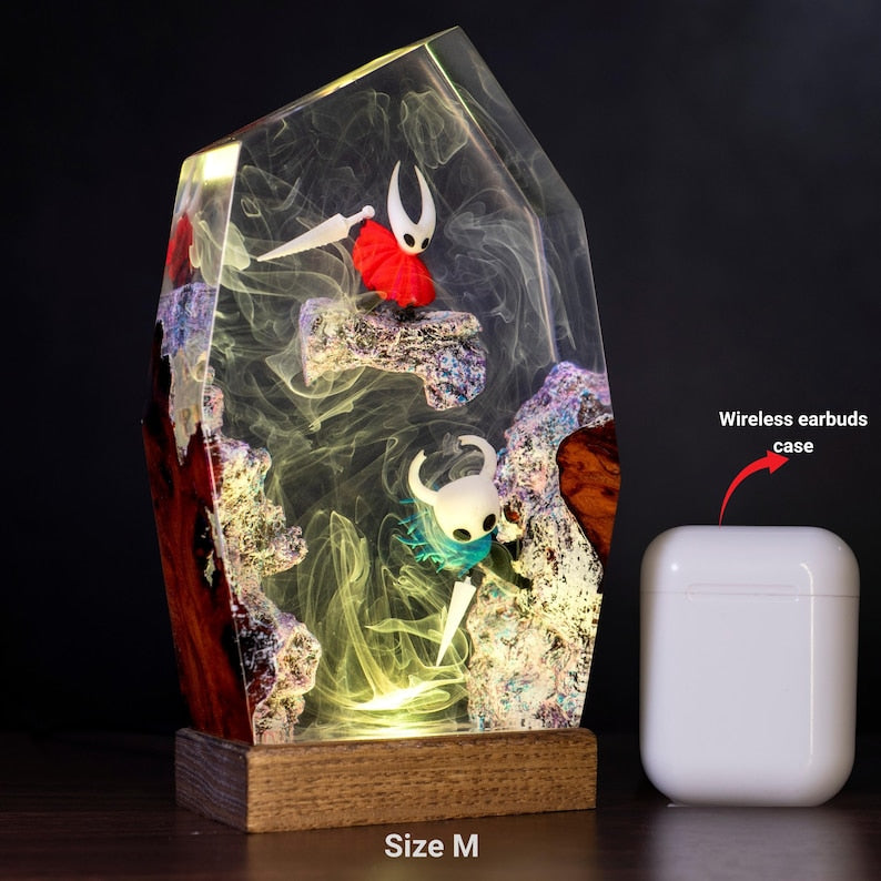 Journey of Hor.net vs K.night resin lamp, Hollow Knight Resin Lamp, Hornet And Knight Light, Hollow Silk & Song Figure, Handmade Epoxy Lamp