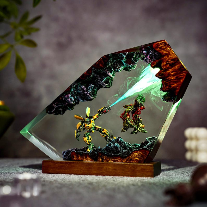 Handmade Robot Bee x OMegatyrant Lamp, Handmade Resin Art