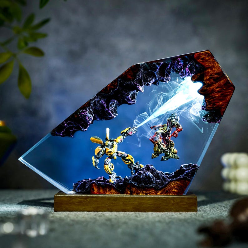 Handmade Robot Bee x OMegatyrant Lamp, Handmade Resin Art