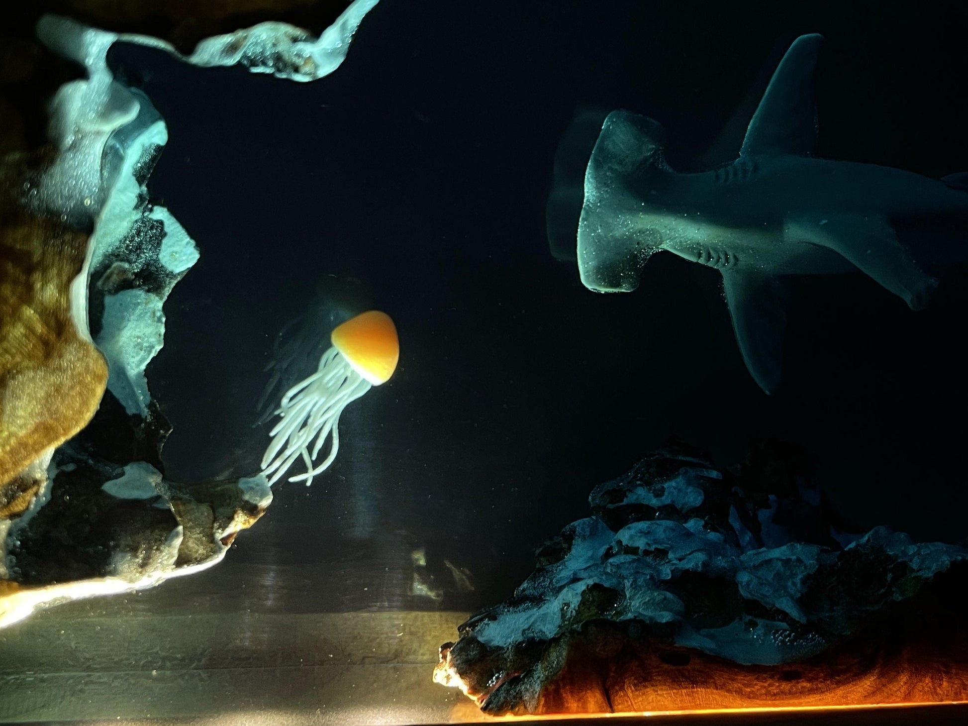 Shark Resin Lamp, Small Family Ornaments, Best Friend Gift, Unique Decoration, Personalized Night Light, Holiday Gift
