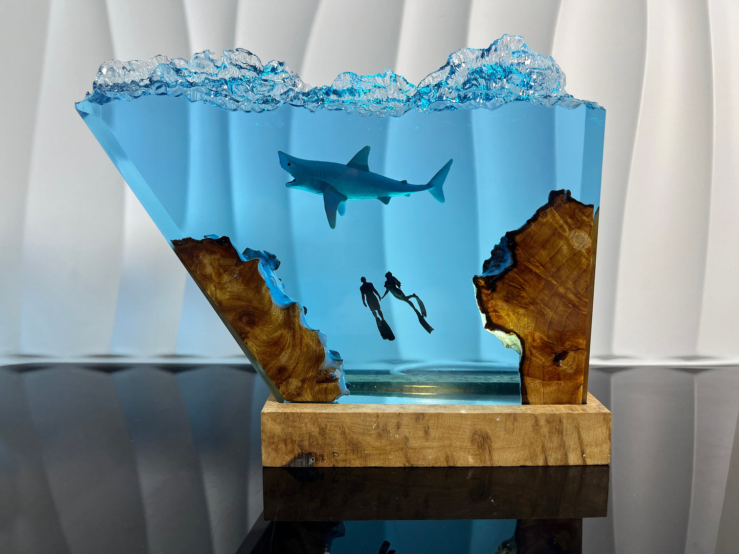Ocean Shark Epoxy Resin Night Light, Diver Led Night Light, Halloween Gifts, Christmas Gifts, Best Friend Gifts