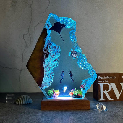 Epoxy Resin Ocean Lamp, Manta Ray & Diver Diorama Night Light , Unique Christmas, Gift for him, desk lamp, ocean gift