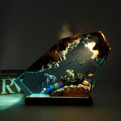 Handmade Resin Ocean Lamp, Octopus & Divers Diorama Night Light, custom night light, wood resin decor, gift for him, Christmas gift
