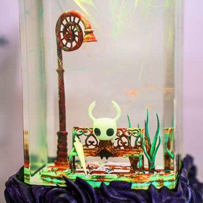 Journey of Hor.net vs K.night resin lamp, Hollow Knight Resin Lamp, Hornet and Knight Light, Hollow Silk & song Figure, Handmade Epoxy Lamp