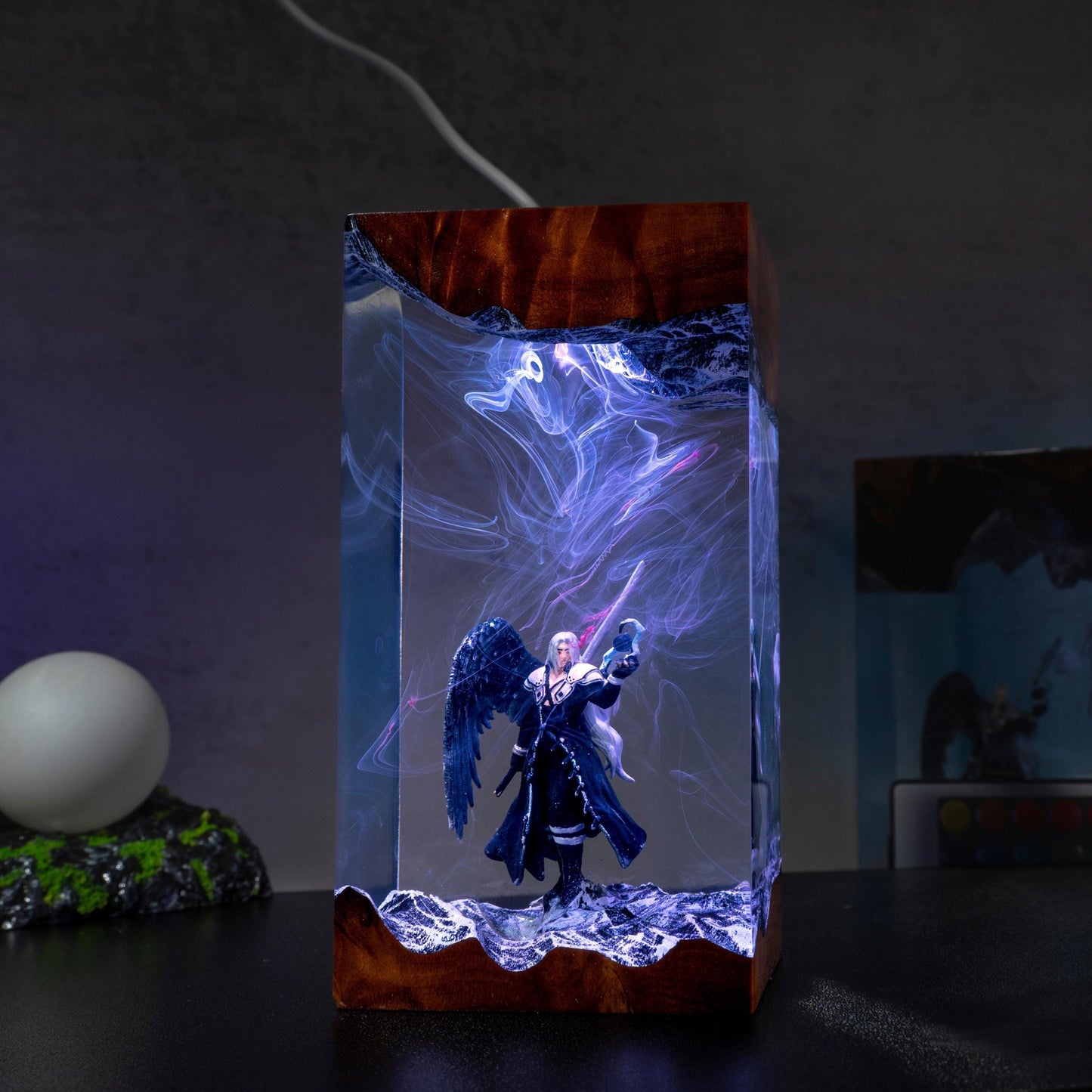 Custom Sephiroth and Cloud Resin Night Light, Epoxy Wood Night Lamp,  FF7 Collector Gift