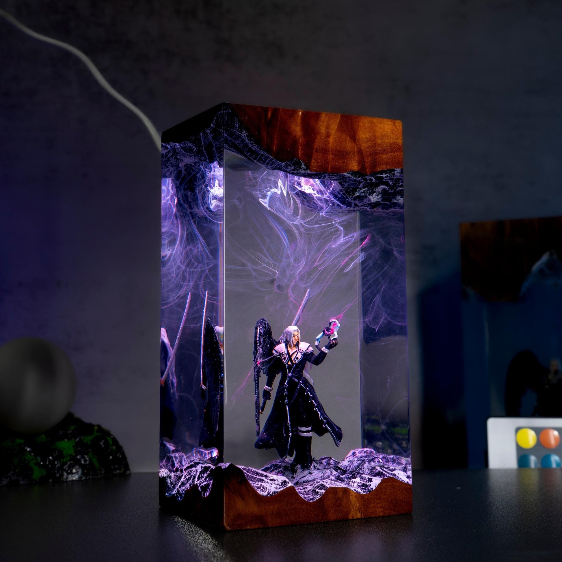 Custom Sephiroth and Cloud Resin Night Light, Epoxy Wood Night Lamp,  FF7 Collector Gift