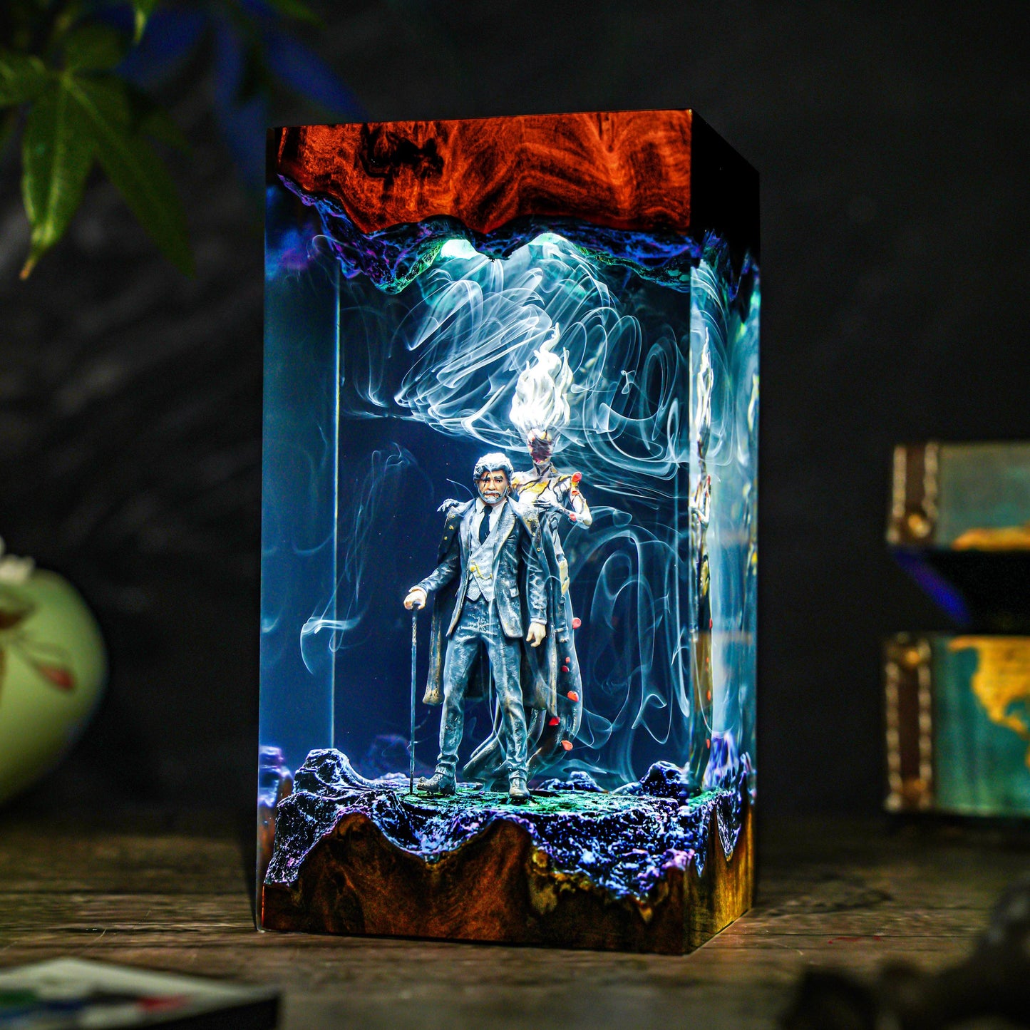 Diorama Expedition game lamp, Reloy and Paintwitch Night lamp, Handmade Resin & Wood Lamp, Xmas Gift for Gamer, Unique Light, Gamer gifts