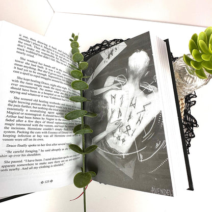 Manacled Book – Deluxe 3-Volume Edition with Illustrations, Complete Series, Poster Gift Set N02