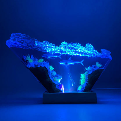 Ocean Shark Diver Epoxy Resin Night Light, Crystal Wave Underwater Scene Lamp, Halloween Gifts, Christmas Gifts, Best Friend Gifts