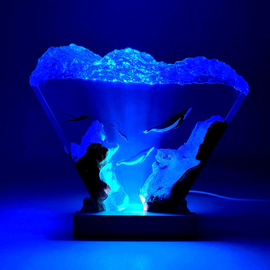 Humpback Whale Resin Night Light, Custom diver Epoxy Lamp, Halloween Gifts, Christmas Gifts, Best Friend Gifts