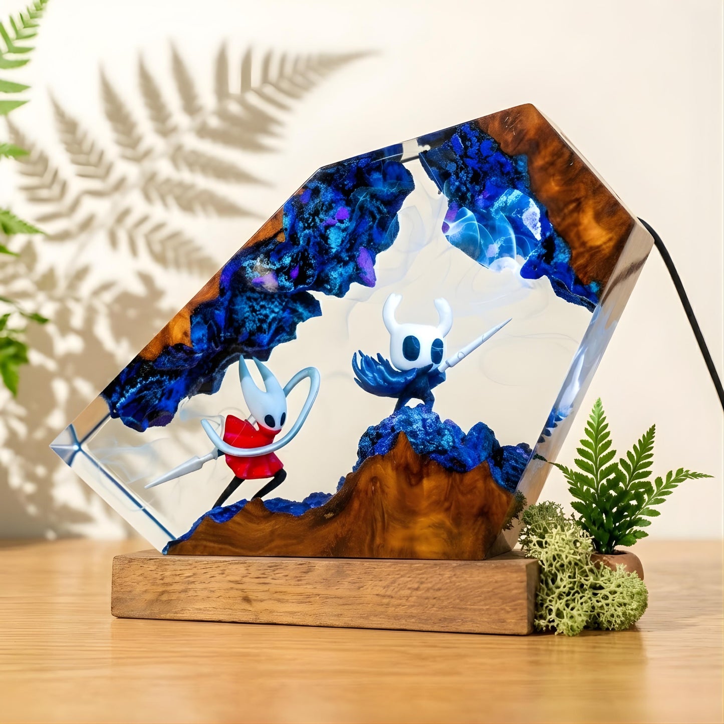 Journey of Hor.net vs K.night resin lamp, Hollow Knight Resin Lamp, Hornet and Knight Light, Hollow Silk & song Figure, Handmade Epoxy Lamp